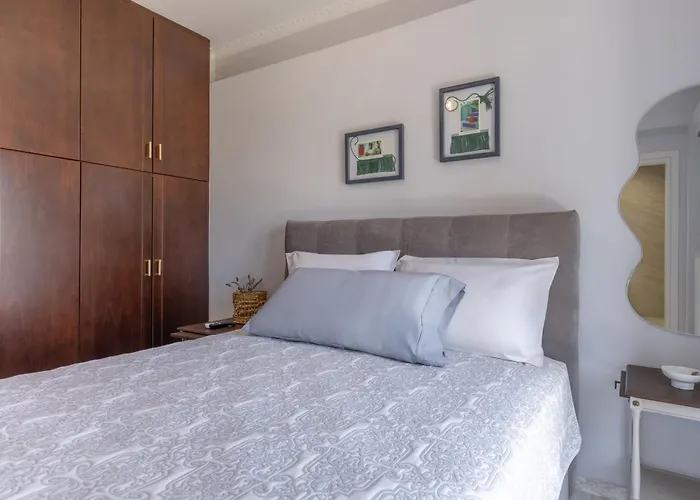 Oasis Luxury Residences شقة *