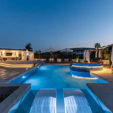 Oasis Luxury Residences Kalpaki