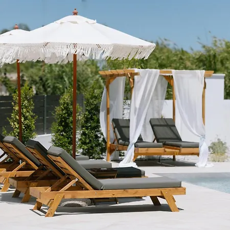 Oasis Luxury Residences Kalpaki