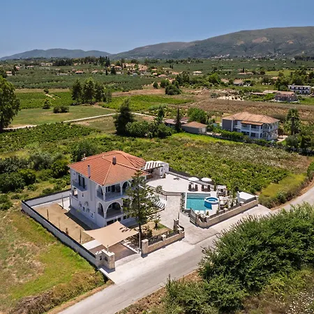 Oasis Luxury Residences *