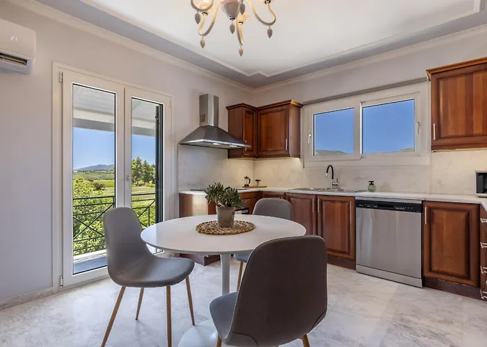 Oasis Luxury Residences アパート