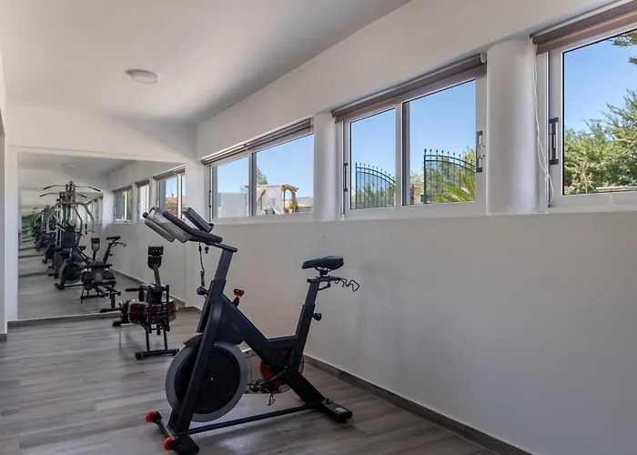 Oasis Luxury Residences *