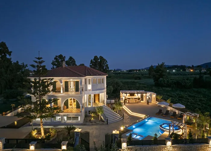 Oasis Luxury Residences アパート