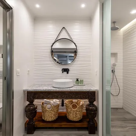 Oasis Luxury Residences شقة