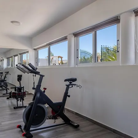 Oasis Luxury Residences *