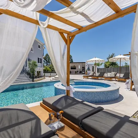 Appartement Oasis Luxury Residences