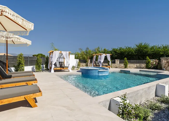 Oasis Luxury Residences Apartament *